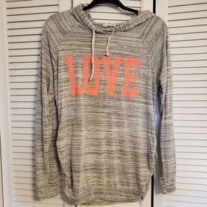 Maternity long sleeve shirt with hood